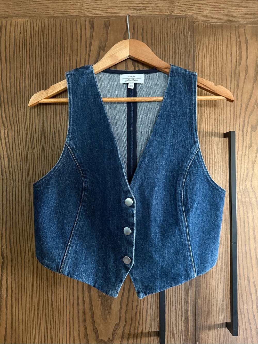 & Other Stories cropped Dark Blue Denim Button Vest size 10